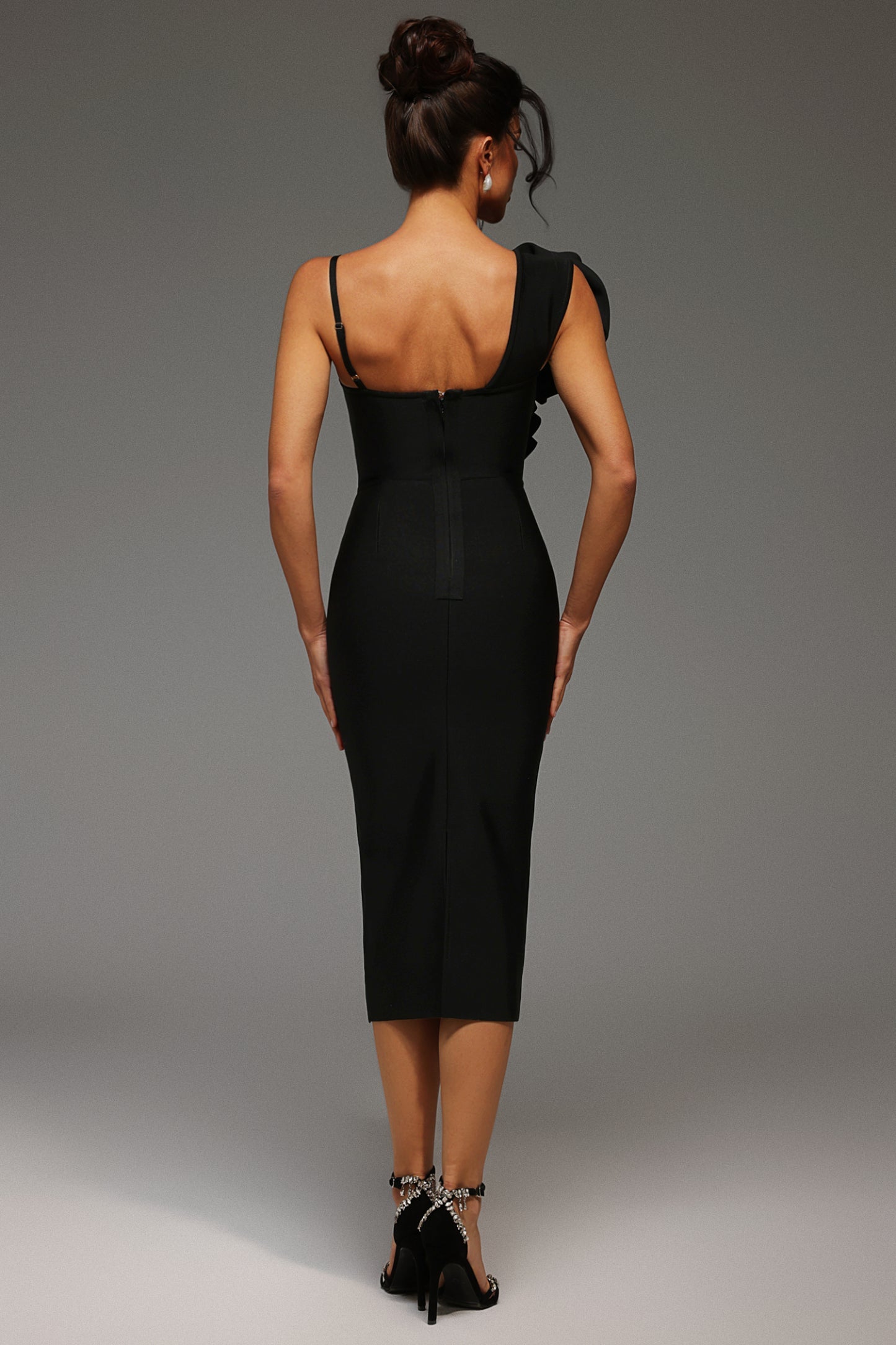 Bella Mia Halter Yaka Çiçekli Midi Elbise