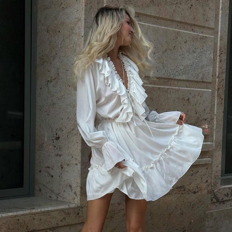 White Horizon V Yaka Volanlı Mini Elbise