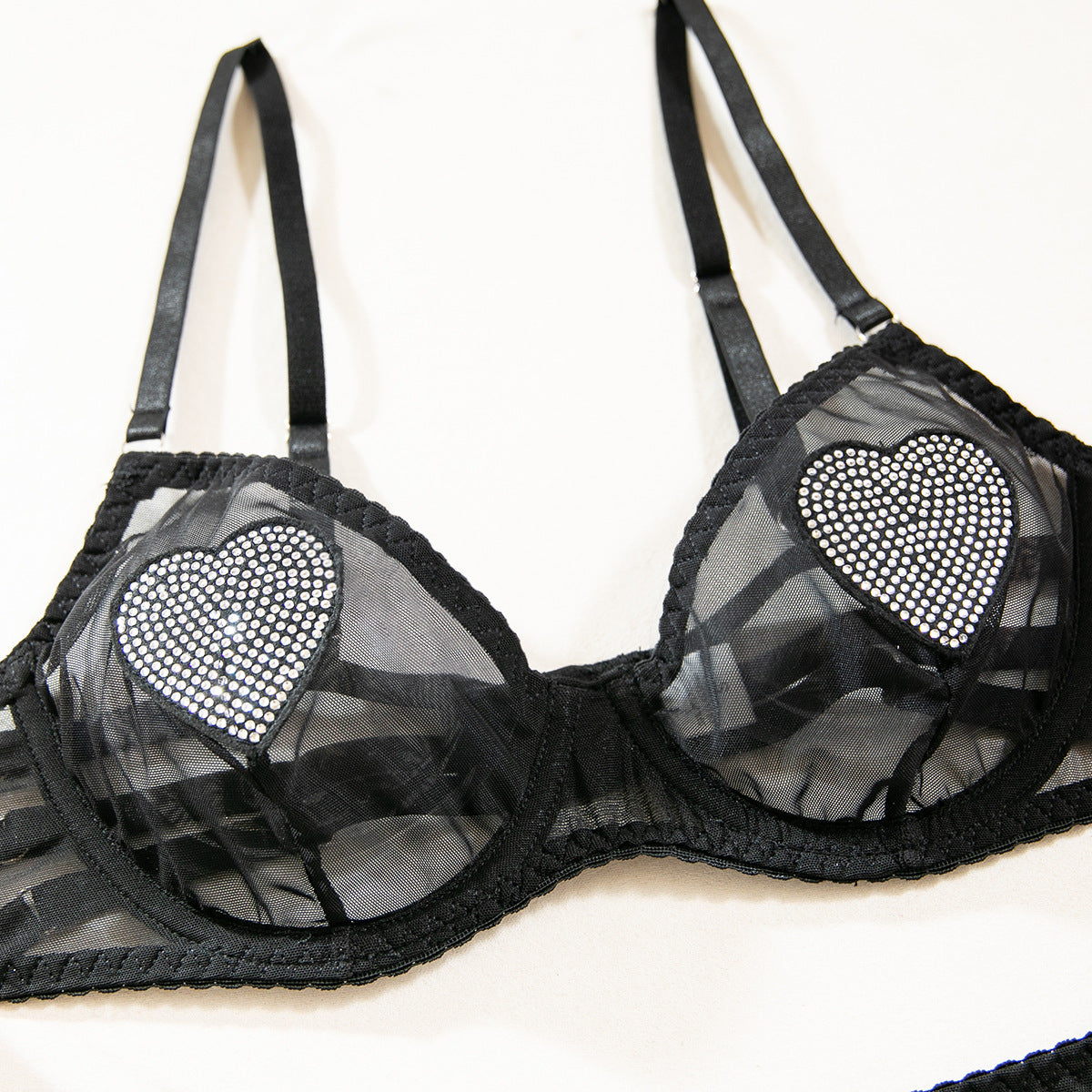 Heart on Bra Takım