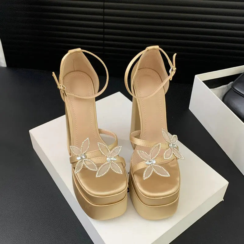 Dazzle Edge 15CM Su Geçirmez Topuklu Ayakkabı