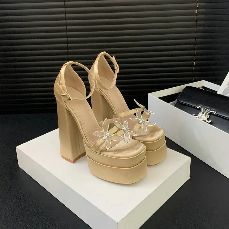 Dazzle Edge 15CM Su Geçirmez Topuklu Ayakkabı
