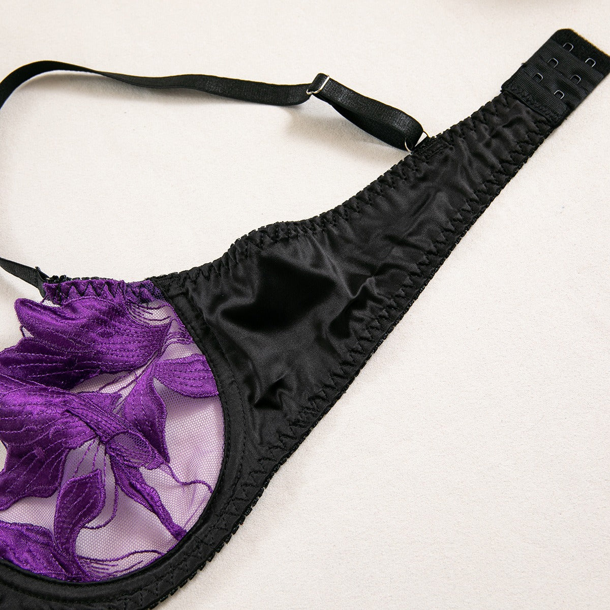 Black Violet Takım