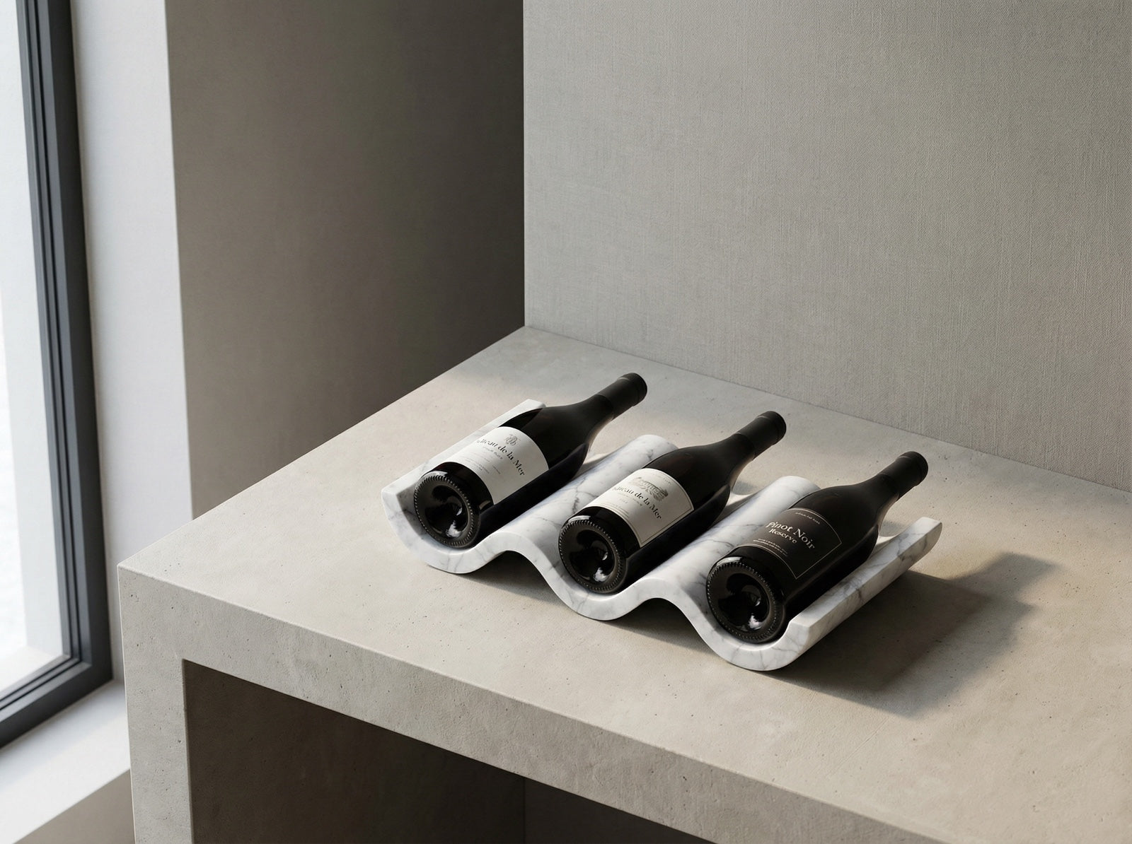 Vague Wine Stand