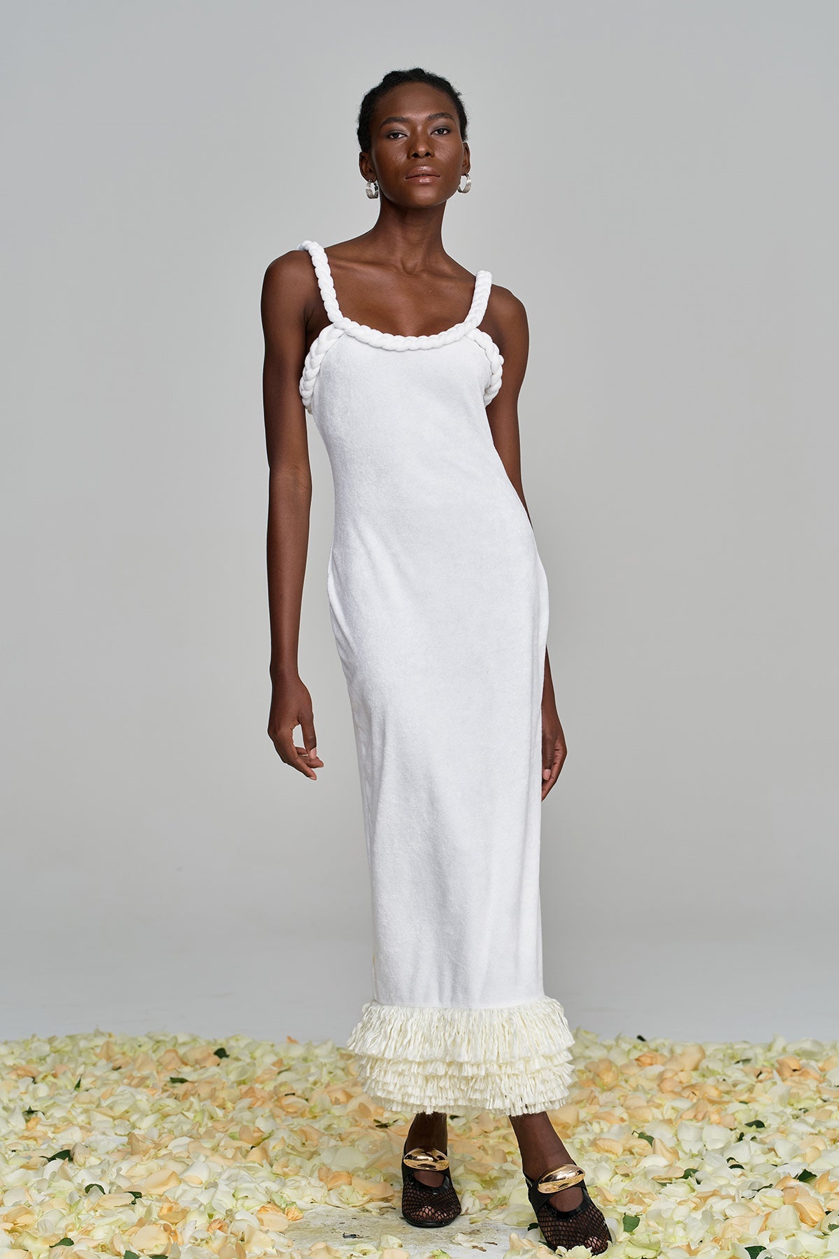 Alvis Vücuda Oturan Püsküllü Bükümlü Örgü Maxi Elbise