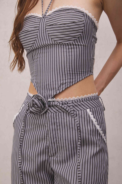 Amaia Çiçek Çizgili Bağcıklı Üst