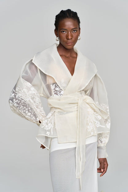 Amil Bağlamalı Çiçekli Yakalı Gömlek