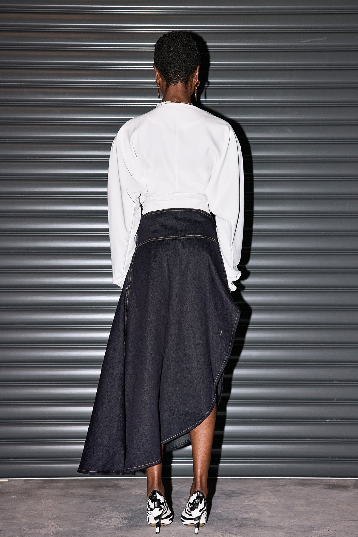 Cadence Dantelli Bağcıklı Asimetrik Üst