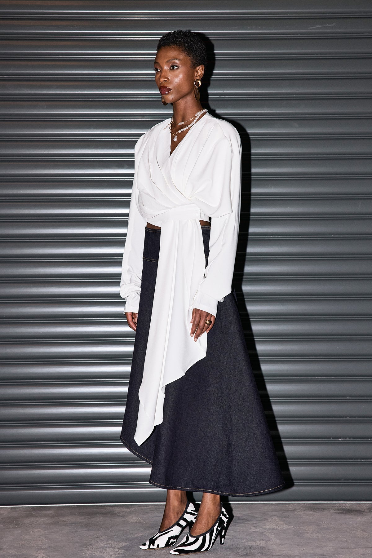 Cadence Dantelli Bağcıklı Asimetrik Üst