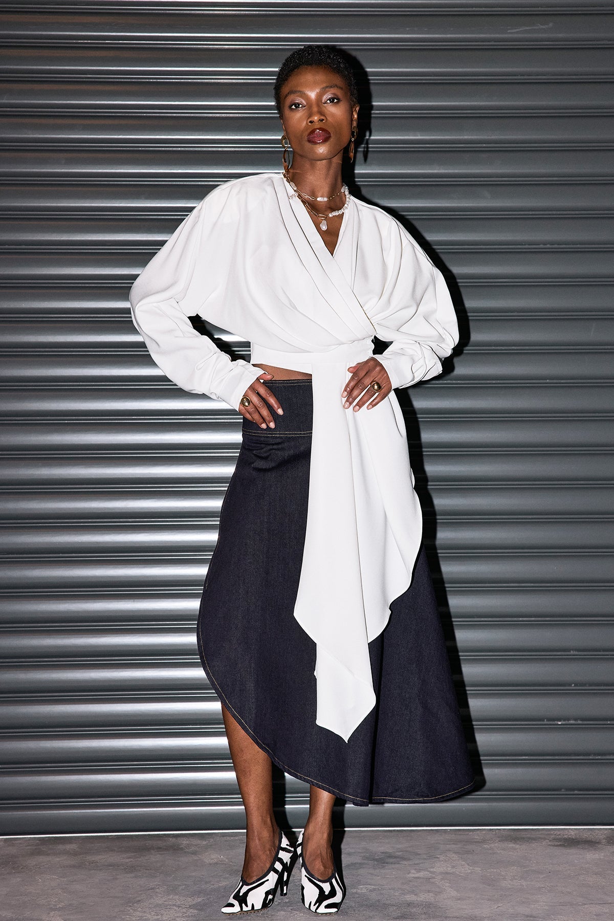 Cadence Dantelli Bağcıklı Asimetrik Üst