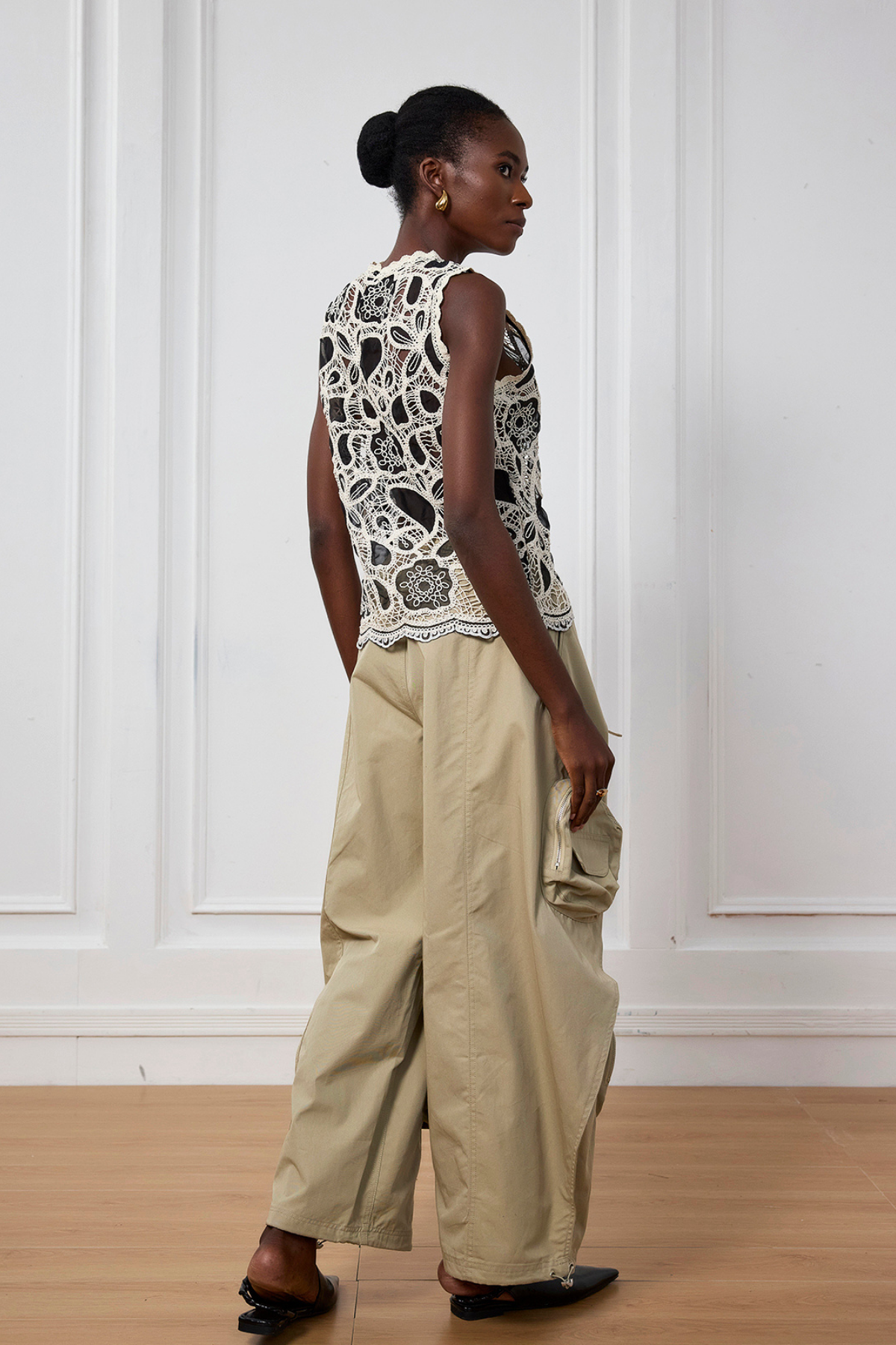 Deborah Tığ İşi Kesik Kolsuz Üst