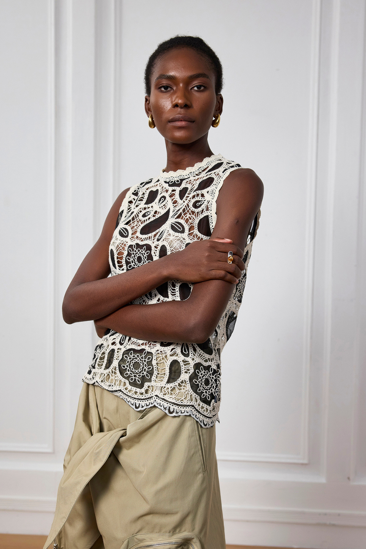 Deborah Tığ İşi Kesik Kolsuz Üst