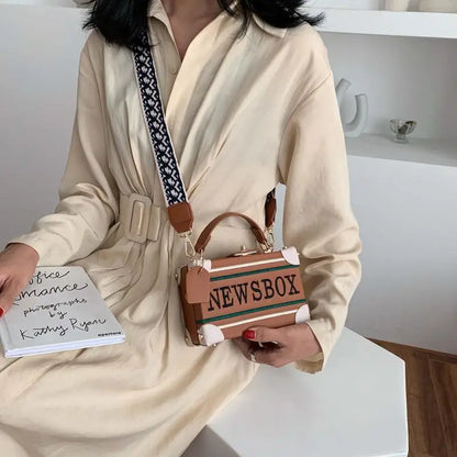 Iona Retro Çapraz Askılı Çanta