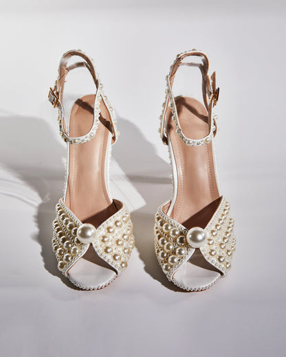 Scarlet Synthesis İnci Detaylı Topuklu Ayakkabı