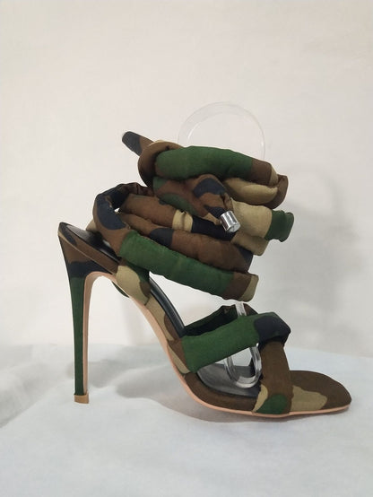 Hex on Heels Çapraz Bağcıklı Topuklu Ayakkabı