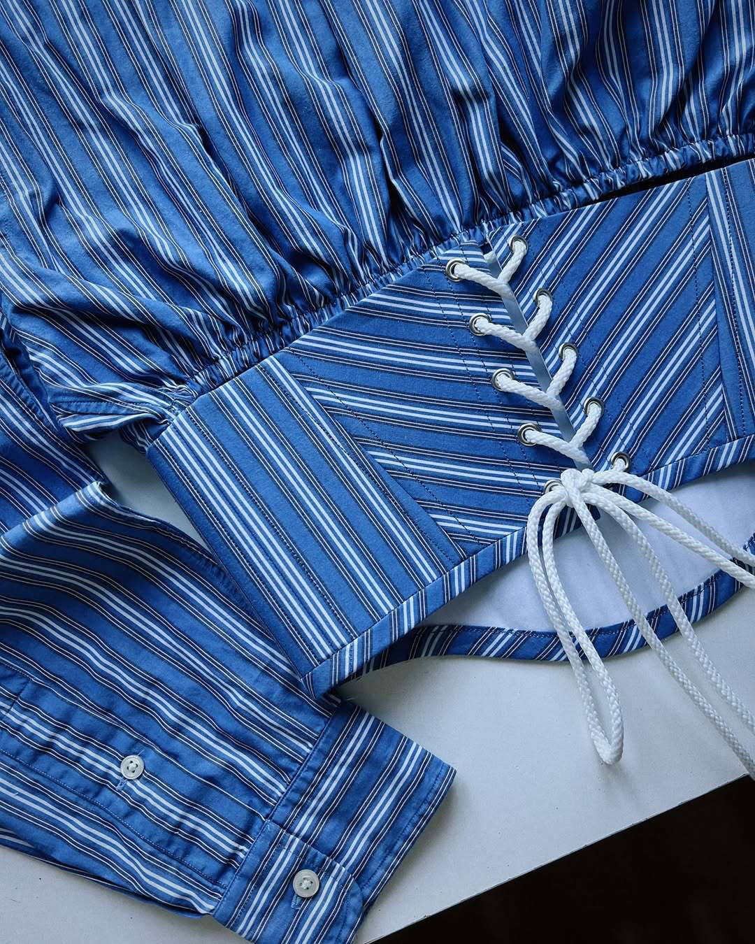 Matrix Bloom Korse Detay Yarım Gömlek Üst