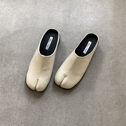 Luzz Niş Kapalı Burunlu Tasarım Terlik