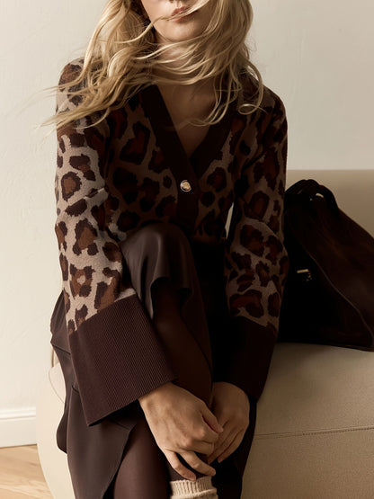 leopar desenli örme hırka