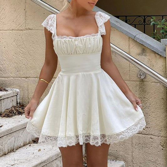 Laced Obsession Dantel Detaylı Mini Elbise