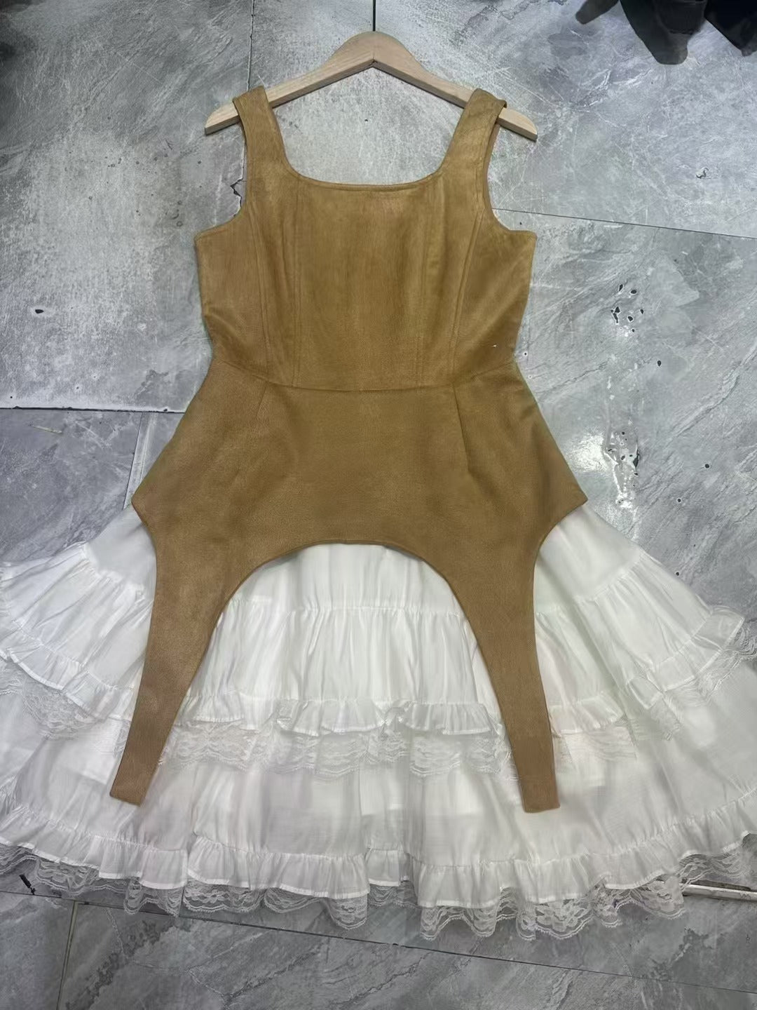 Summer Vibe Fırfırlı Mini Elbise
