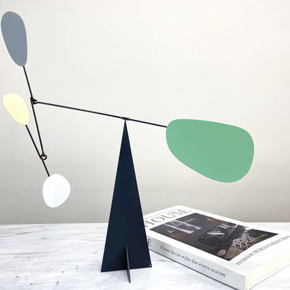 Modern minimalist İskandinav Morandi renk geometrik dinamik denge