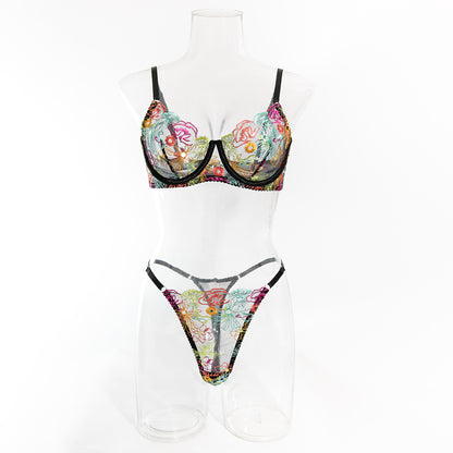 Scarlett Fever Nakışlı Takım