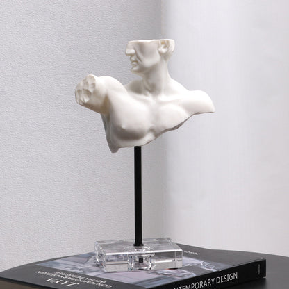 erkek heykeli veranda dekoratif sanat eseri