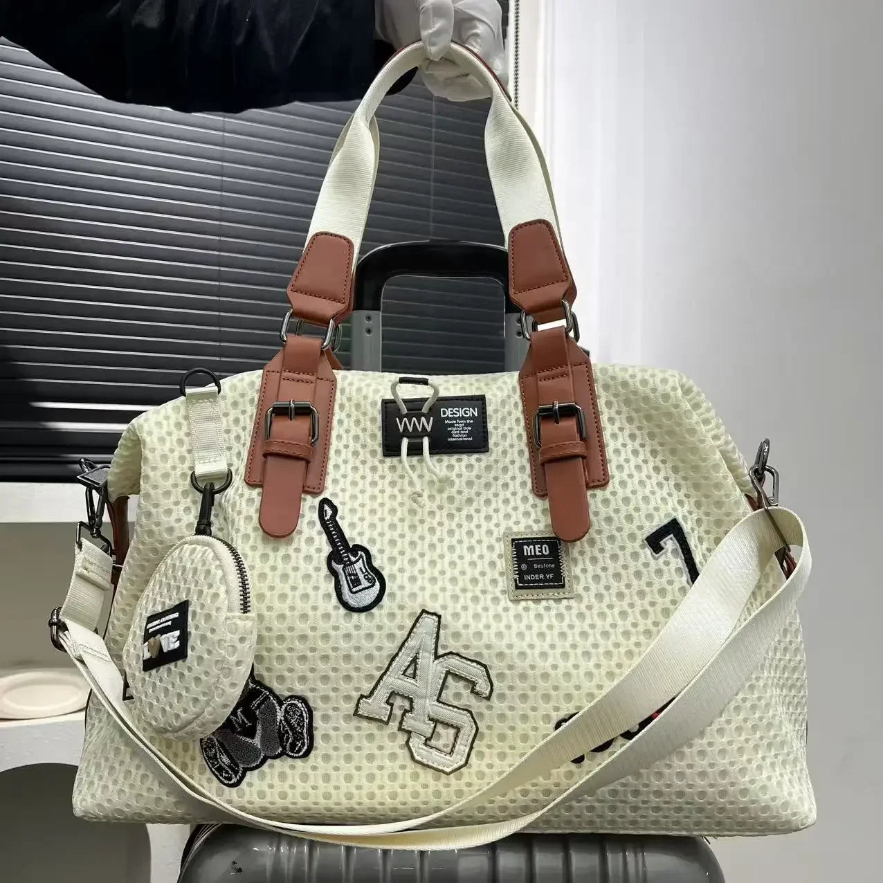 Lucid Armor Kol Çantası