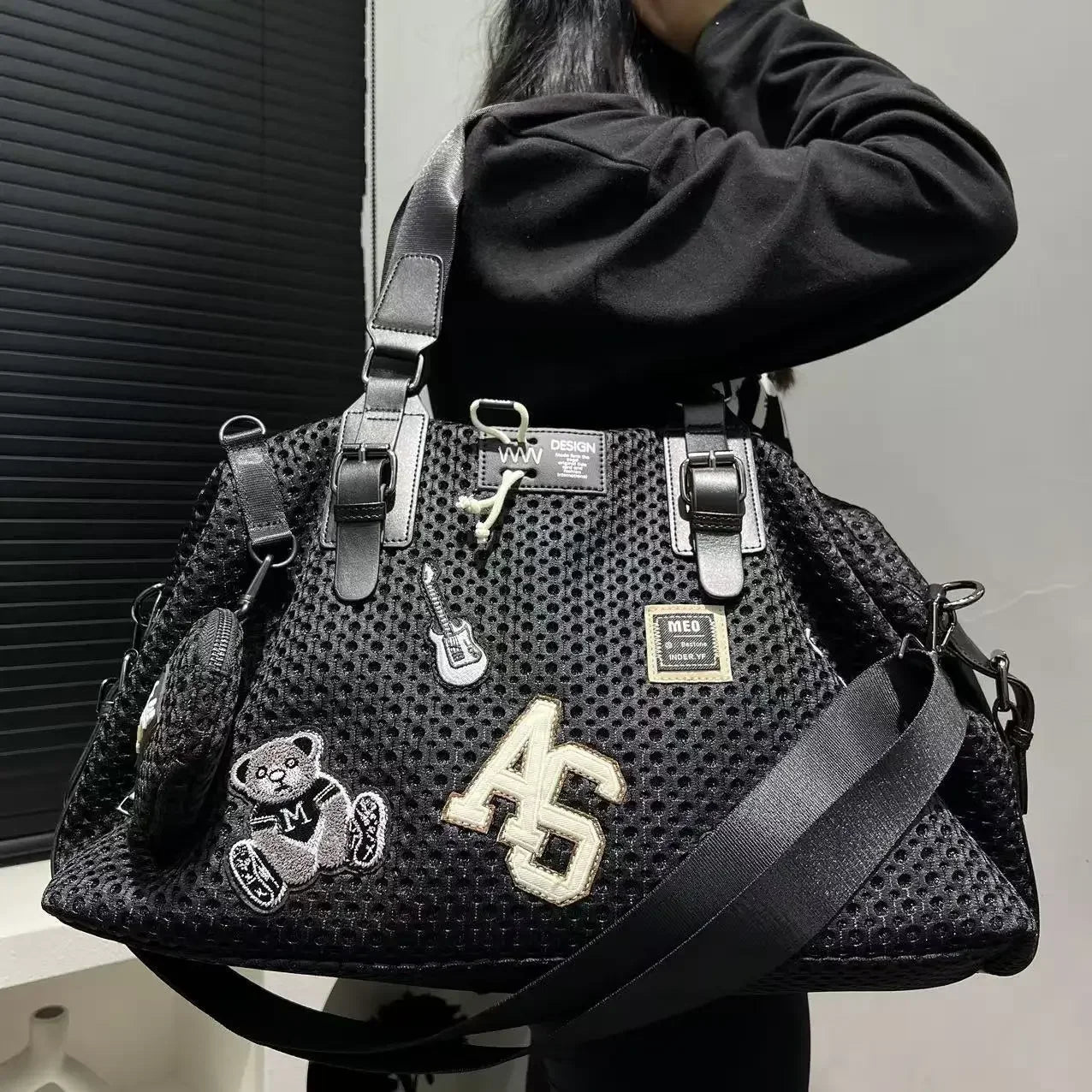 Lucid Armor Kol Çantası