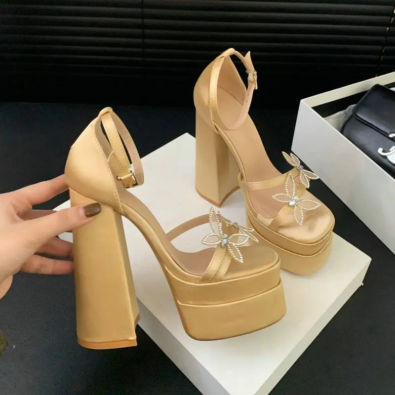 Dazzle Edge 15CM Su Geçirmez Topuklu Ayakkabı