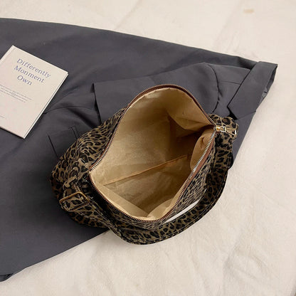 UrbanLaws Leopar Desenli Kadın Çanta