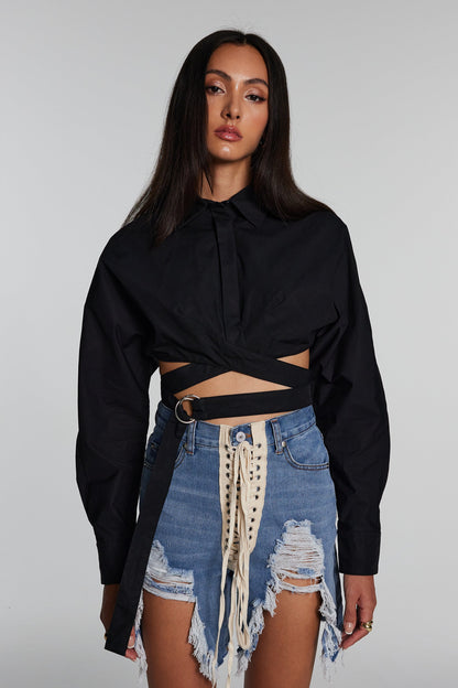 Tallulah Çapraz Delikli Tokalı Üst