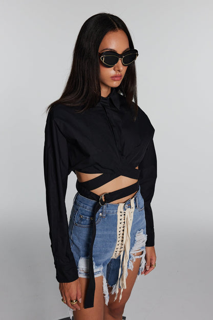 Tallulah Çapraz Delikli Tokalı Üst