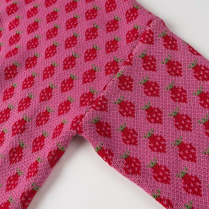 Strawberry Kisses Örme Kazak