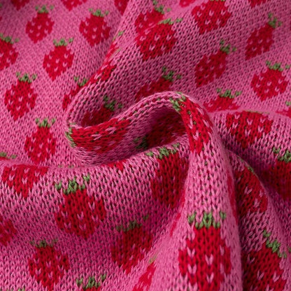 Strawberry Kisses Örme Kazak