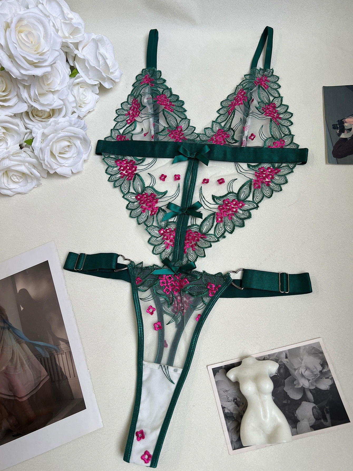 Blush In The Rain Nakışlı Bodysuit