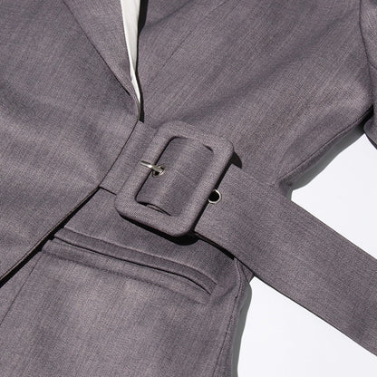 Noir Reign Niş Kontrast Renk Tasarım Ceket Elbise