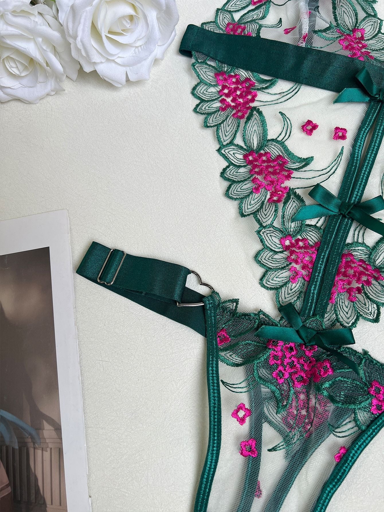 Blush In The Rain Nakışlı Bodysuit