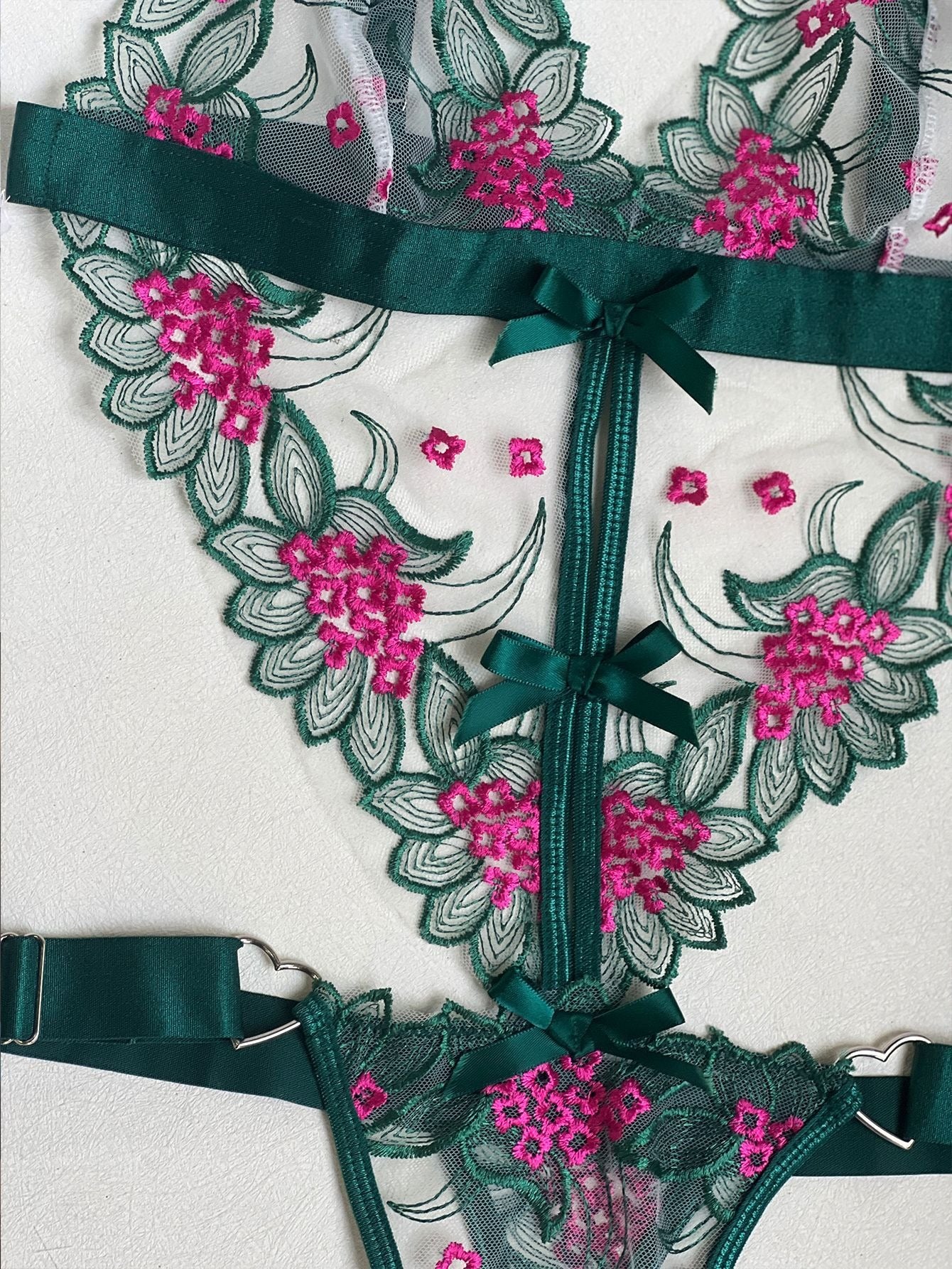 Blush In The Rain Nakışlı Bodysuit