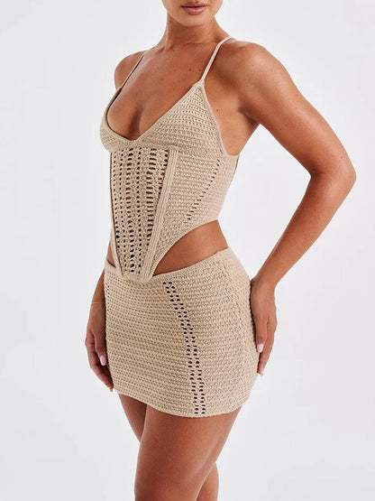 Raven Ledger Sırtı Açık Kolsuz Üst ve Etek Takımı